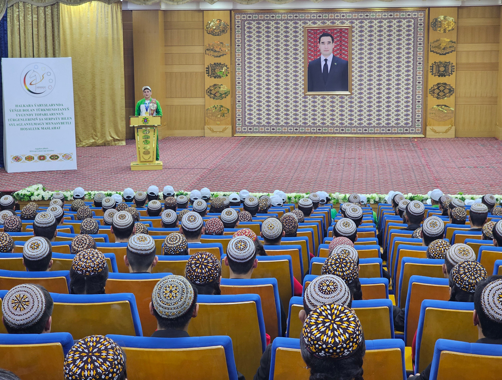 Hoşallyk maslahaty geçirildi